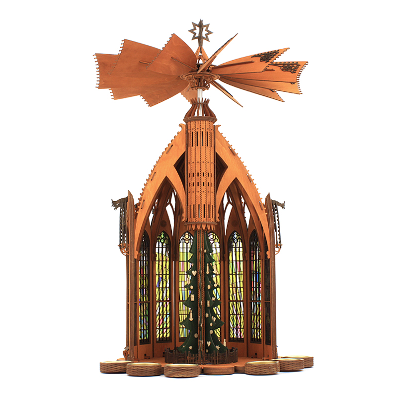 Holzbausatz einer gediegenen Kapelle